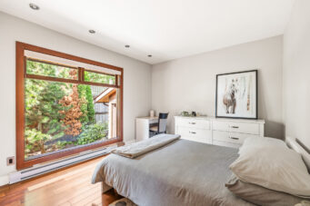 1325 25th Street
